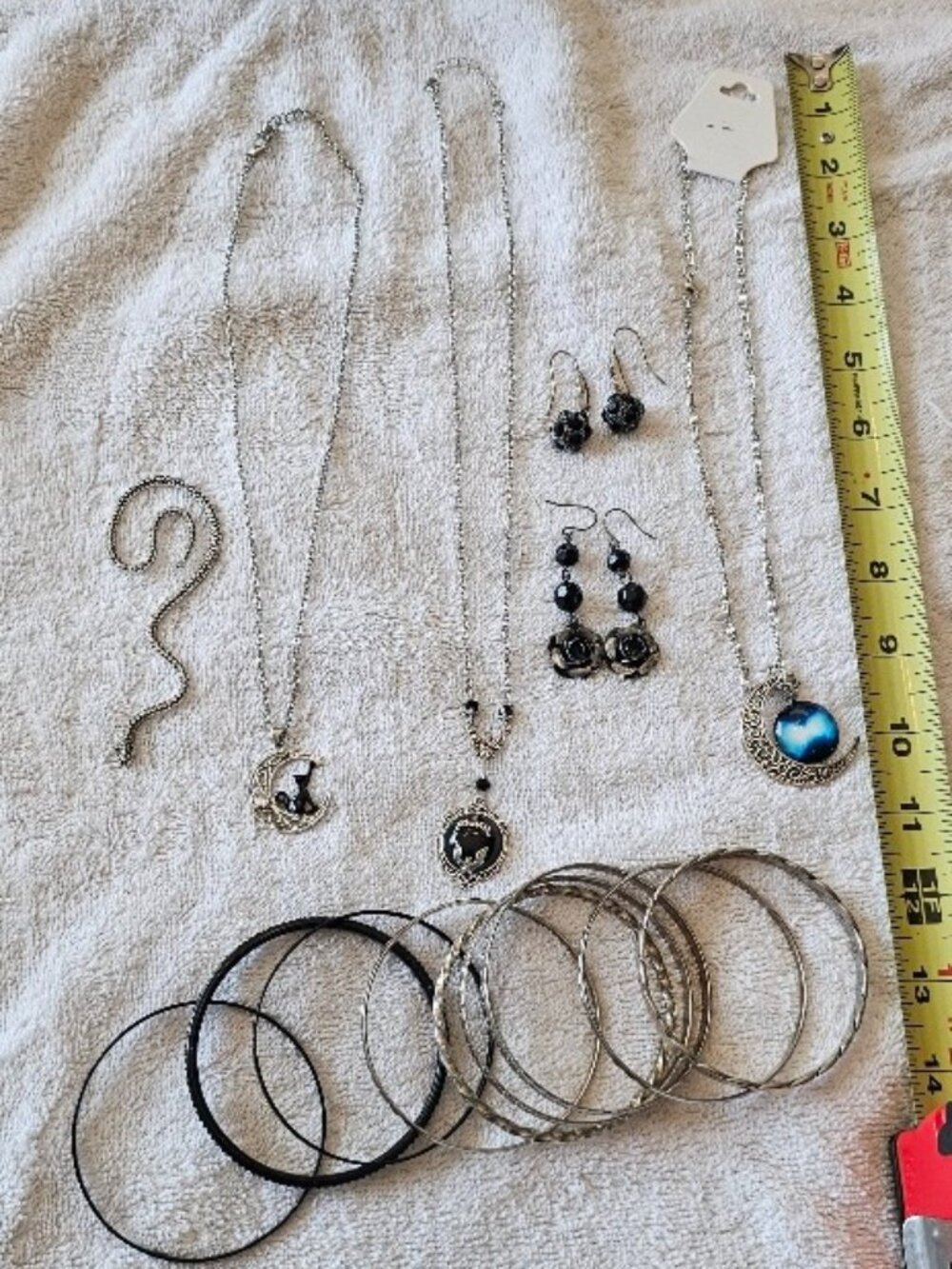 LOT Bundle of Goth Gothic Emo Fashion Jewelry Bat Cat Snake Black Roses Mystical